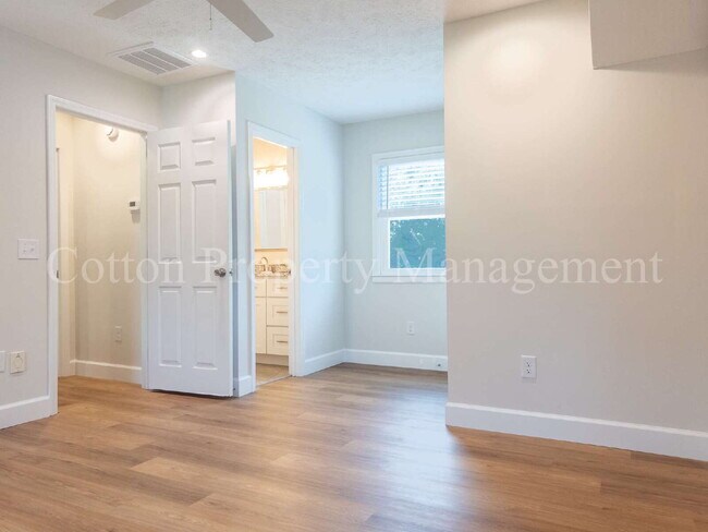 Building Photo - 4602 Terry Ln