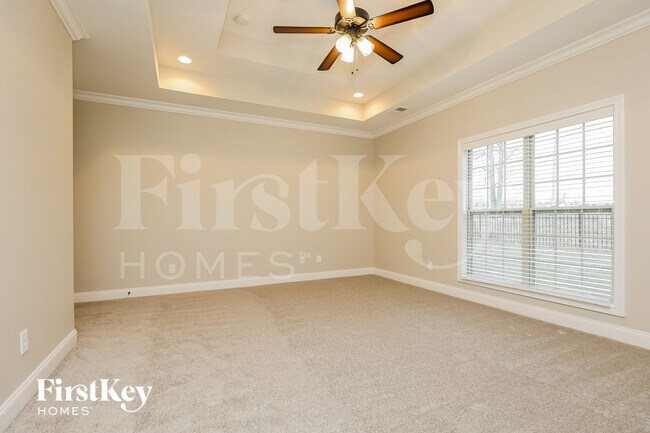 Building Photo - 784 Jersey Dr