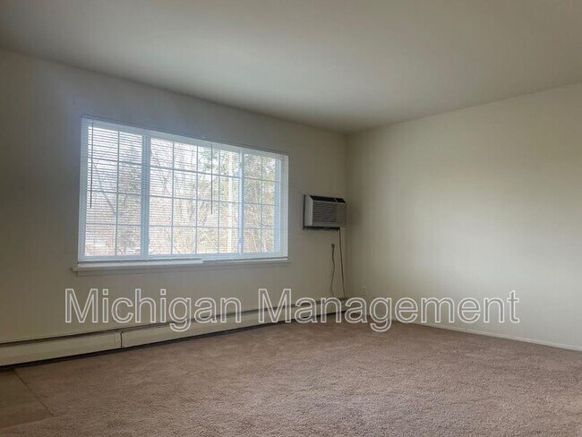 Building Photo - 59425 10 Mile Rd