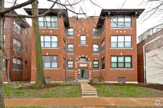 Building Photo - 5621 Pershing Ave