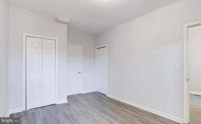Building Photo - 3007 Oakley Ave