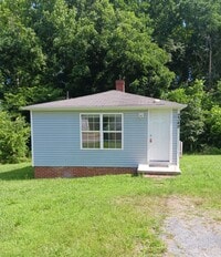 Building Photo - One Bedroom House Availalble for Rent in L...