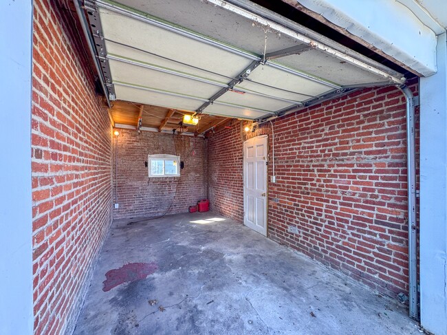 Building Photo - 4521 Arkansas Ave NW