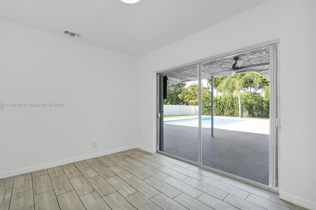 Building Photo - 4309 Jackson St