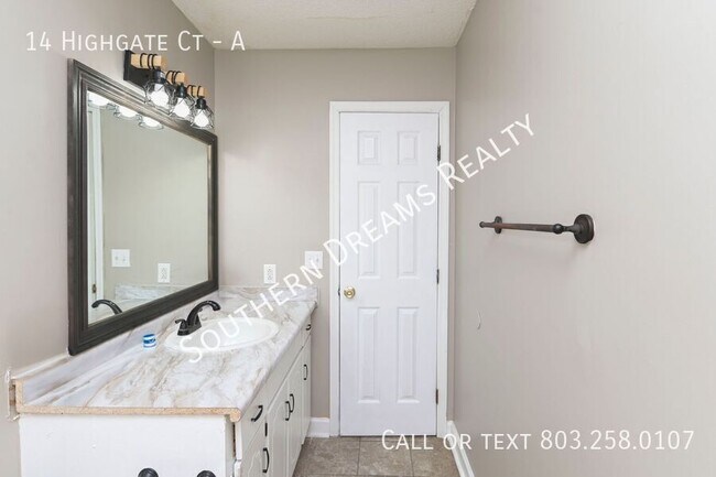Building Photo - 14 Highgate Cir