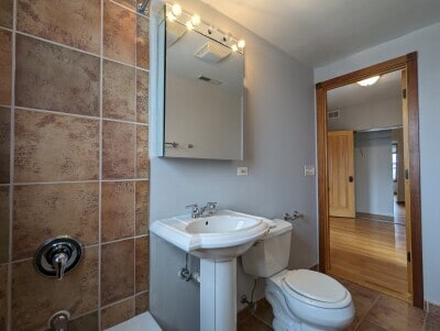 Building Photo - 3256 N Clifton Ave