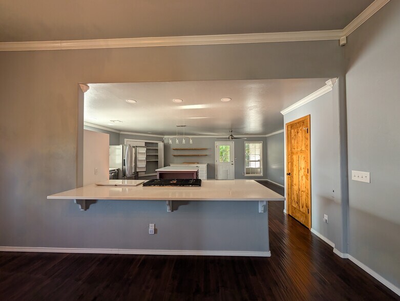 Building Photo - 8701 NW 116th St