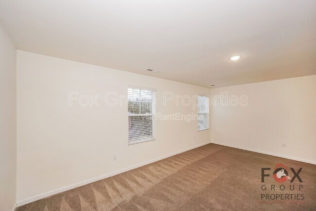 Building Photo - 1531 Antioch Dr