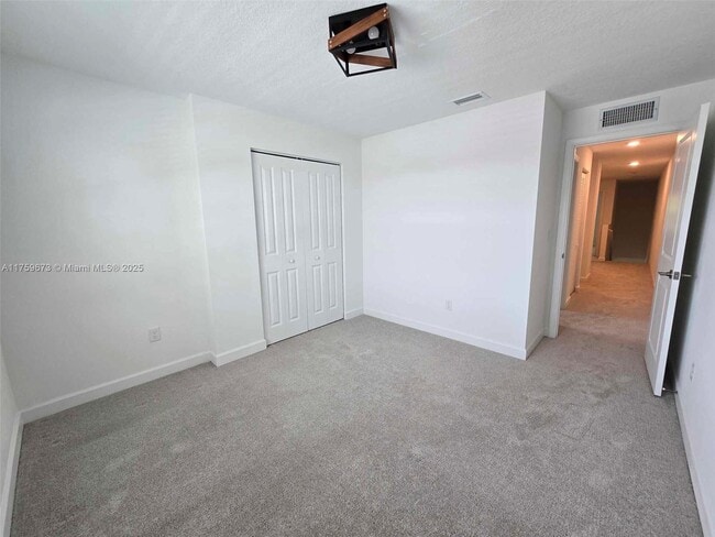Building Photo - 6001 Woods Edge Cir