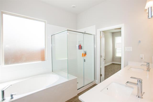 Building Photo - 4924 Dewy Rose Ln