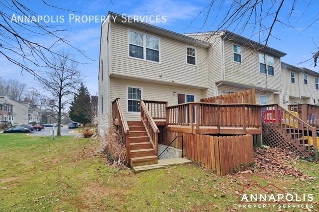 Building Photo - 546 Francis Nicholson Way