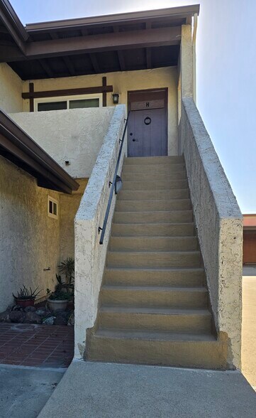 Primary Photo - 317 N Nicholson Ave