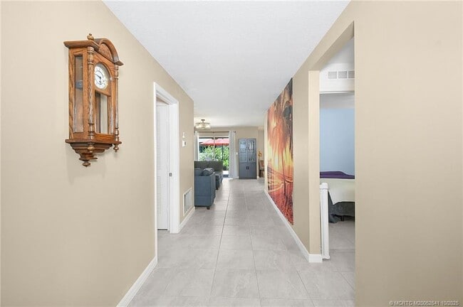 Building Photo - 5501 Jamboree Dr