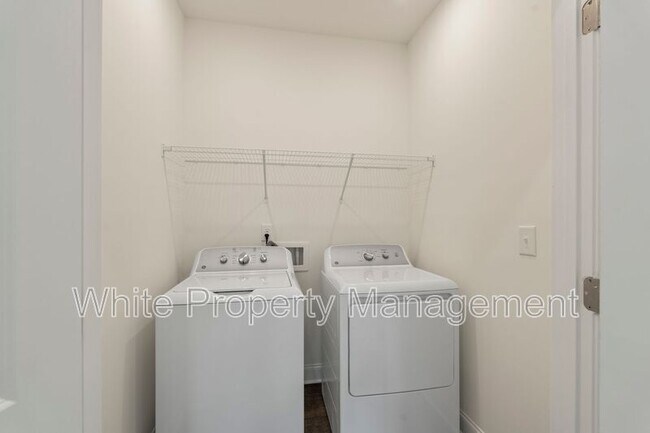 Building Photo - 5009 Cherry Gum Ct