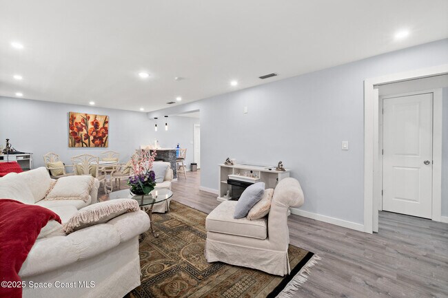 Building Photo - 250 Alabama Ave