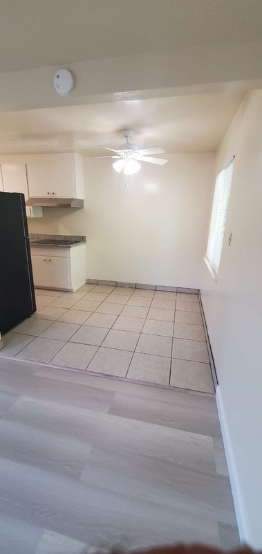 Building Photo - 1099 Roewill Dr