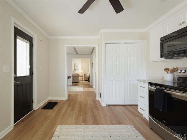 Building Photo - 435 S Hamilton St