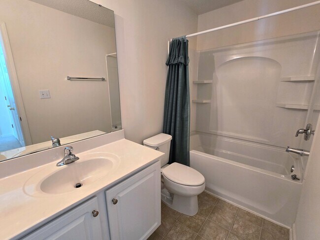 Building Photo - 5641 Fellowship Dr