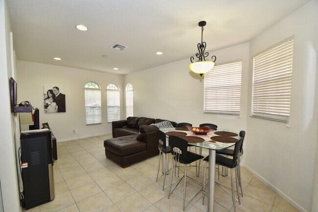 Building Photo - 16178 Poppy Seed Cir