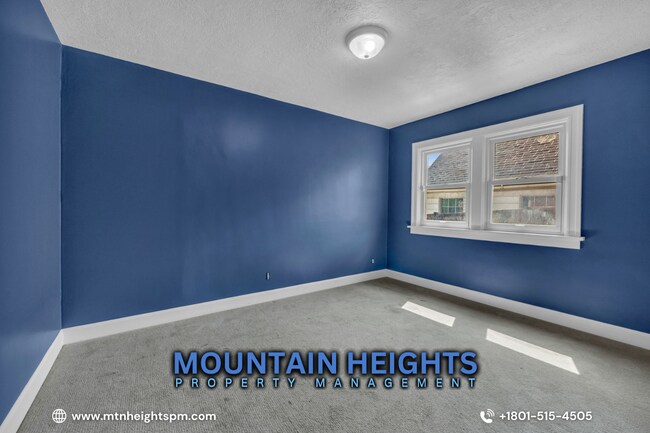 Building Photo - 437 E 11th Ave