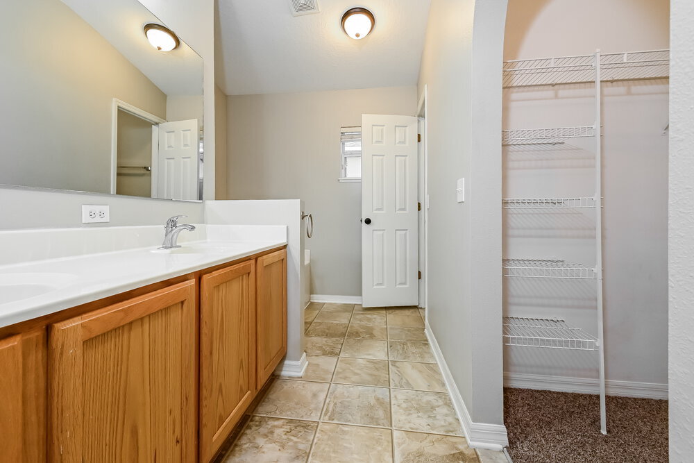 Building Photo - 1734 Eagle Pines Circle
