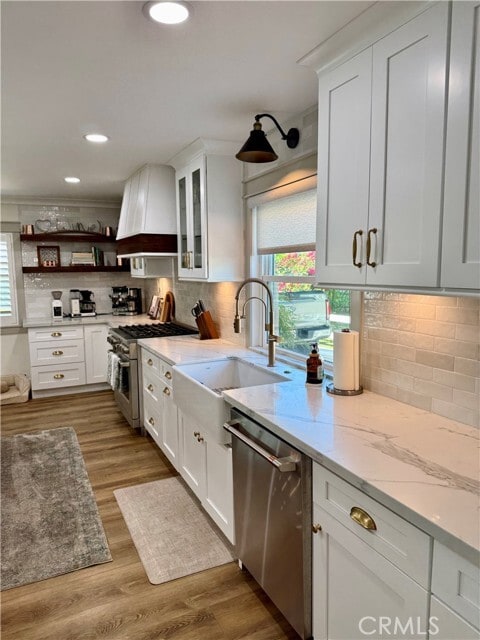 Building Photo - 722 Tressy Ave