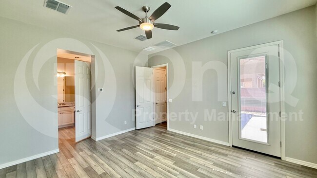 Building Photo - 3951 E Pinto Dr