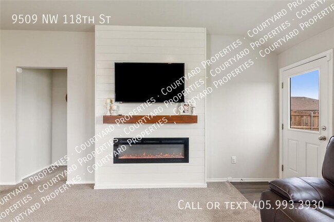 Building Photo - 9509 NW 118th St