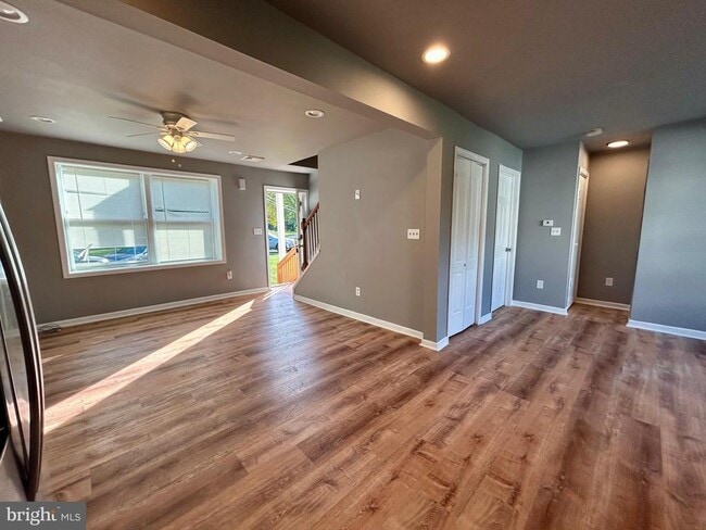 Building Photo - 5517 Schumacher Dr