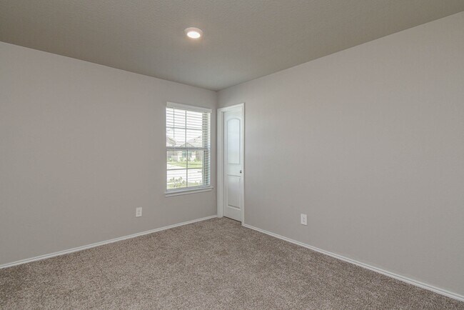 Building Photo - 21540 Rustic Elm Dr