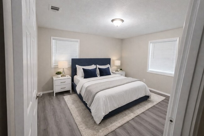 Building Photo - 3837 Spencer Cir