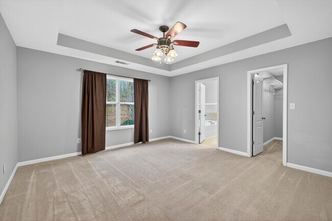 Building Photo - 155 W River Bend Dr