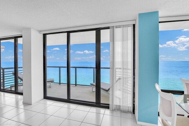 Building Photo - 2 br, 2 bath Condo - 250 S Ocean Blvd Apt 16D