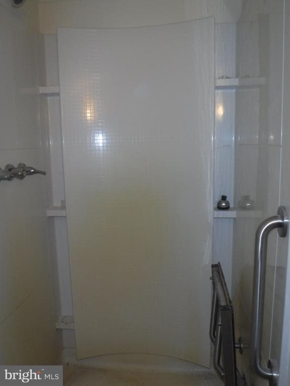 Building Photo - 10051 Dupont Blvd