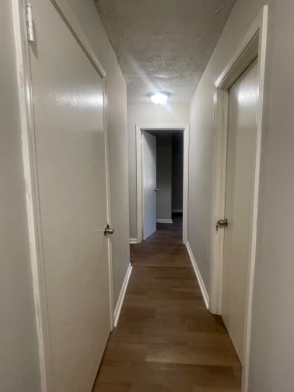 Building Photo - 66 Spring St W