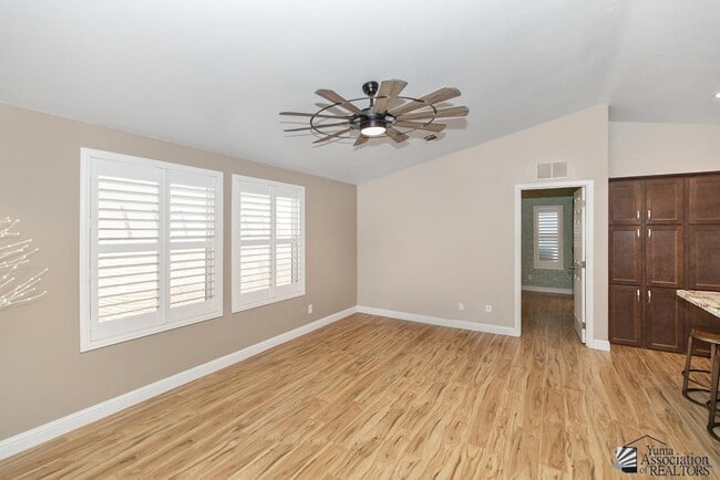 Building Photo - 5584 E 34th Pl