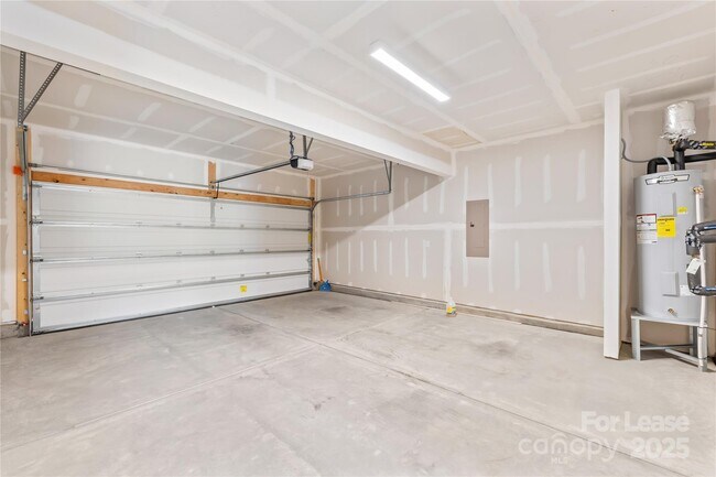 Building Photo - 3432 Blf Hl Ln