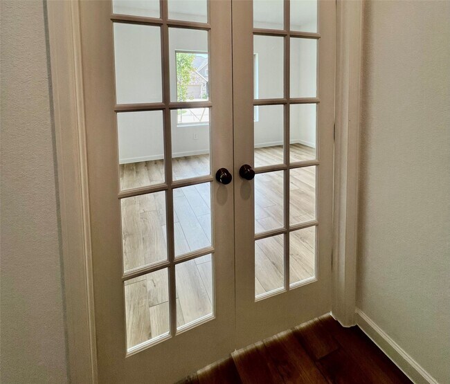 Building Photo - 17771 Misty Brk Ln