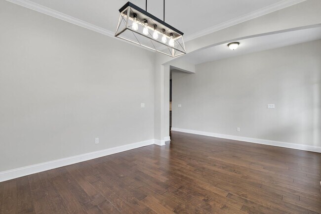 Building Photo - Spacious 4BR/3BA Pooler Home – Lagoon Views, Prime Location