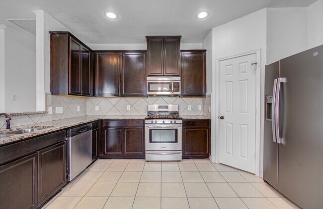 Building Photo - 23023 Black Mountain Ash Ct