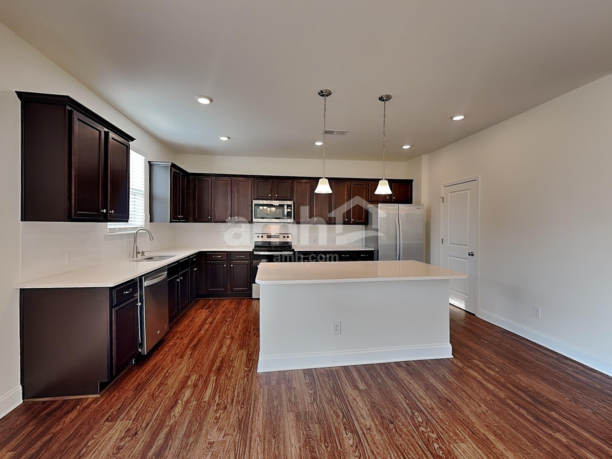 Building Photo - 111 Keyser Dr