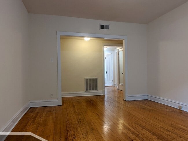 Building Photo - 2524 N Kedzie Blvd