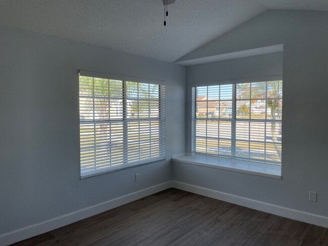 Building Photo - 3/2 Pool Home for Rent