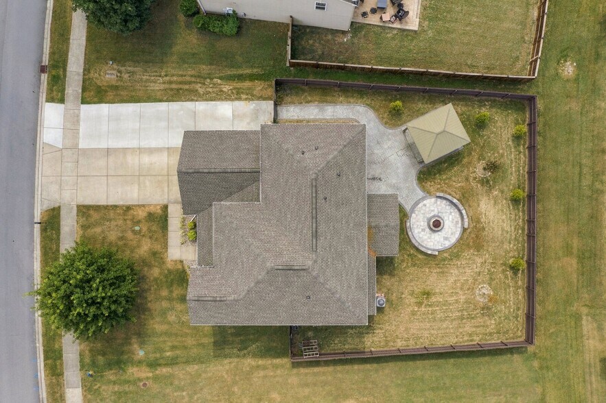 Building Photo - 132 Slaters Dr