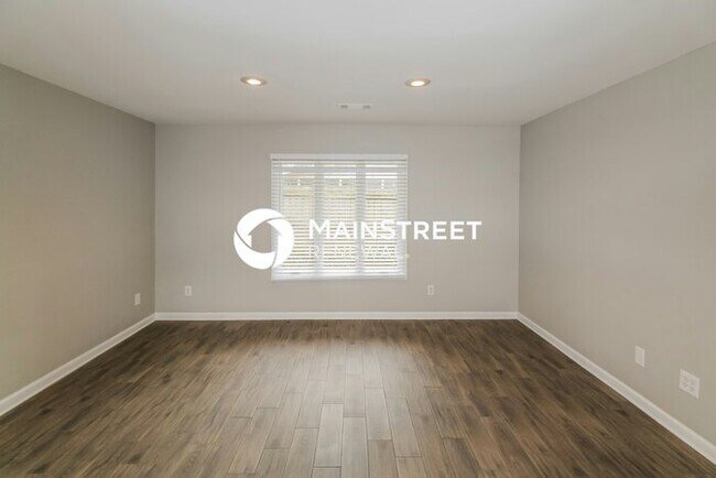Building Photo - 4 Bedroom Pet-Friendly Home in Memphis, TN...