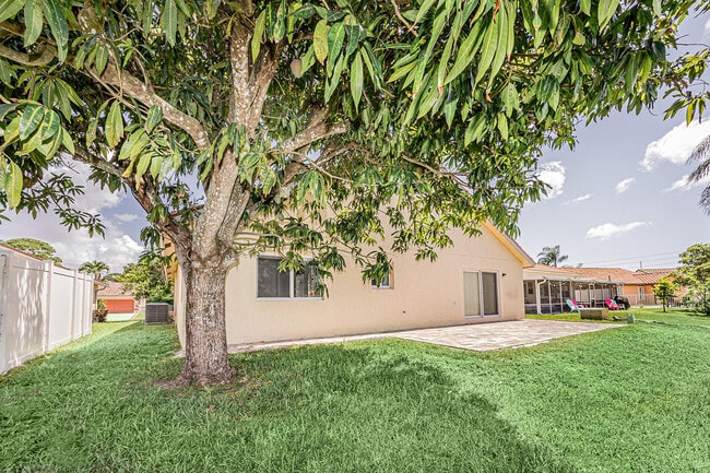 Building Photo - 5148 Rosen Blvd