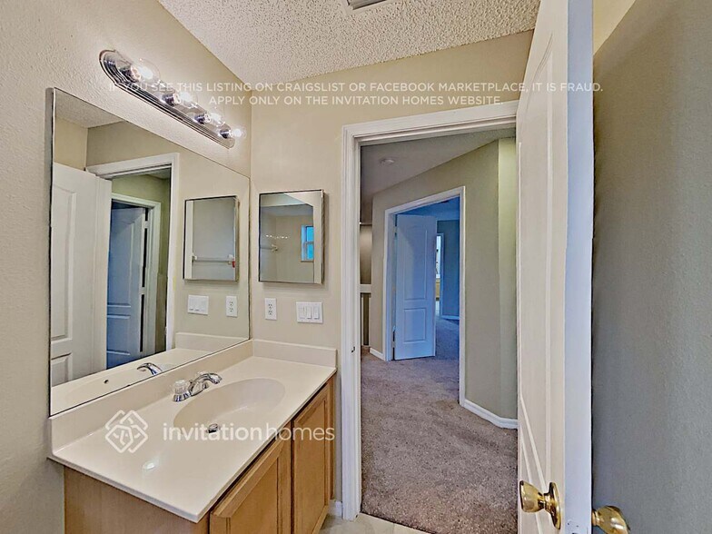 Building Photo - 391 Oak Springs Ct