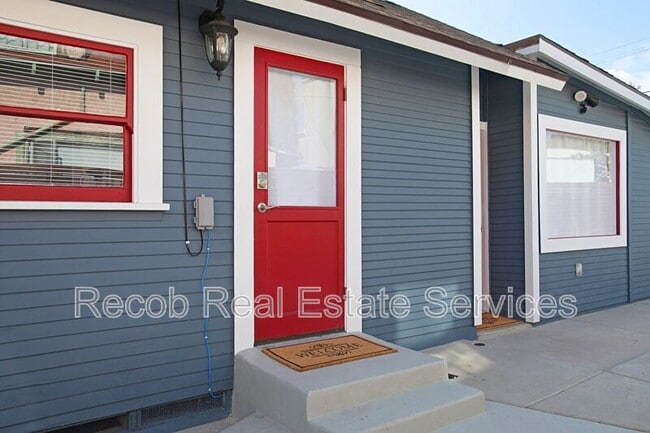 Building Photo - 2984 E St