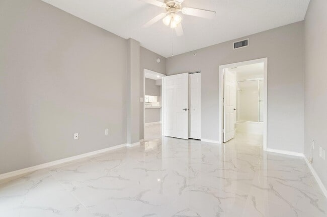 Building Photo - 2917 Tuscany Ct