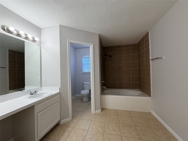 Building Photo - 6407 Waldron Dr